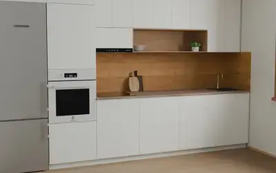 Кухня «Эрлен» 3.6 м. в цвете Белый / Soft Touch White 734 ракурс 2