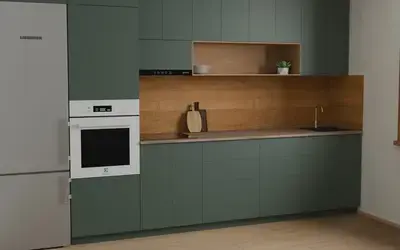 Кухня «Эрлен» 3.6 м. в цвете Лесной зелёный / Forest Green 3027 ракурс 2