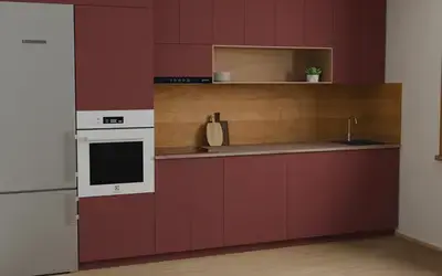 Кухня «Эрлен» 3.6 м. в цвете Тёмный терракотовый / Rustic Red 3026 ракурс 2