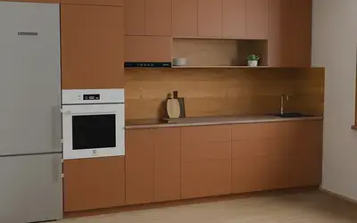 Кухня «Эрлен» 3.6 м. в цвете Карамельно-коричневый / Tobac 3092 ракурс 2