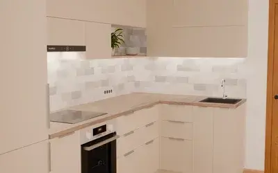 Кухня «Мирен» 3,6 × 1,6 м в цвете светлая дюна / Sahara Cream 3019 ракурс 3