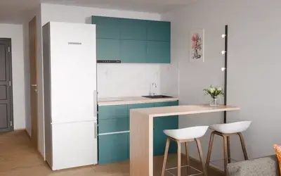 Кухня «Айрел» 1,4 м. в цвете тёмная морская волна / Glamorous Pacific 3029 ракурс 1