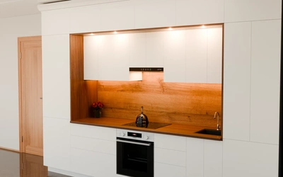 Кухня «Норви» 3,8 м в цвете белый / Soft Touch White 734 ракурс 2